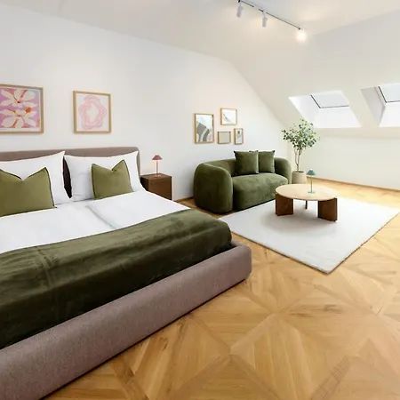 Cozy Luxury Center 3 Апартаменты